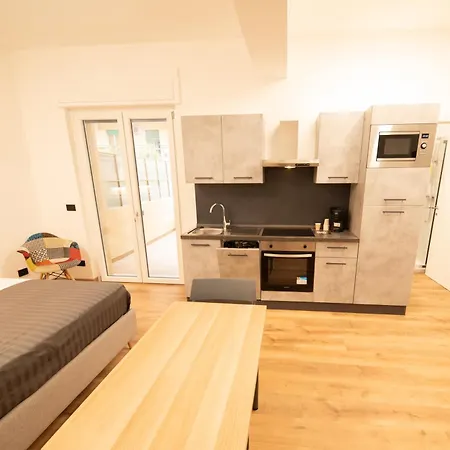 Giulia Apartment