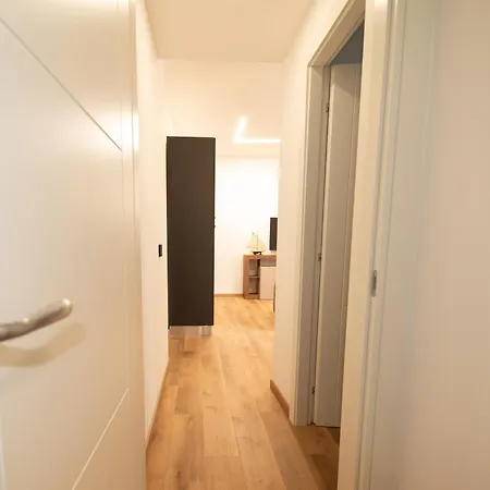 Giulia Apartment Genoa