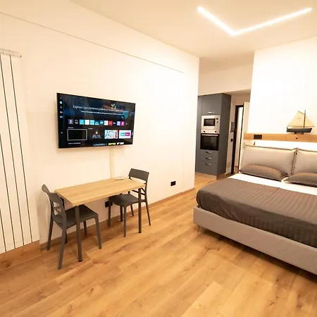 Giulia Apartment Genoa